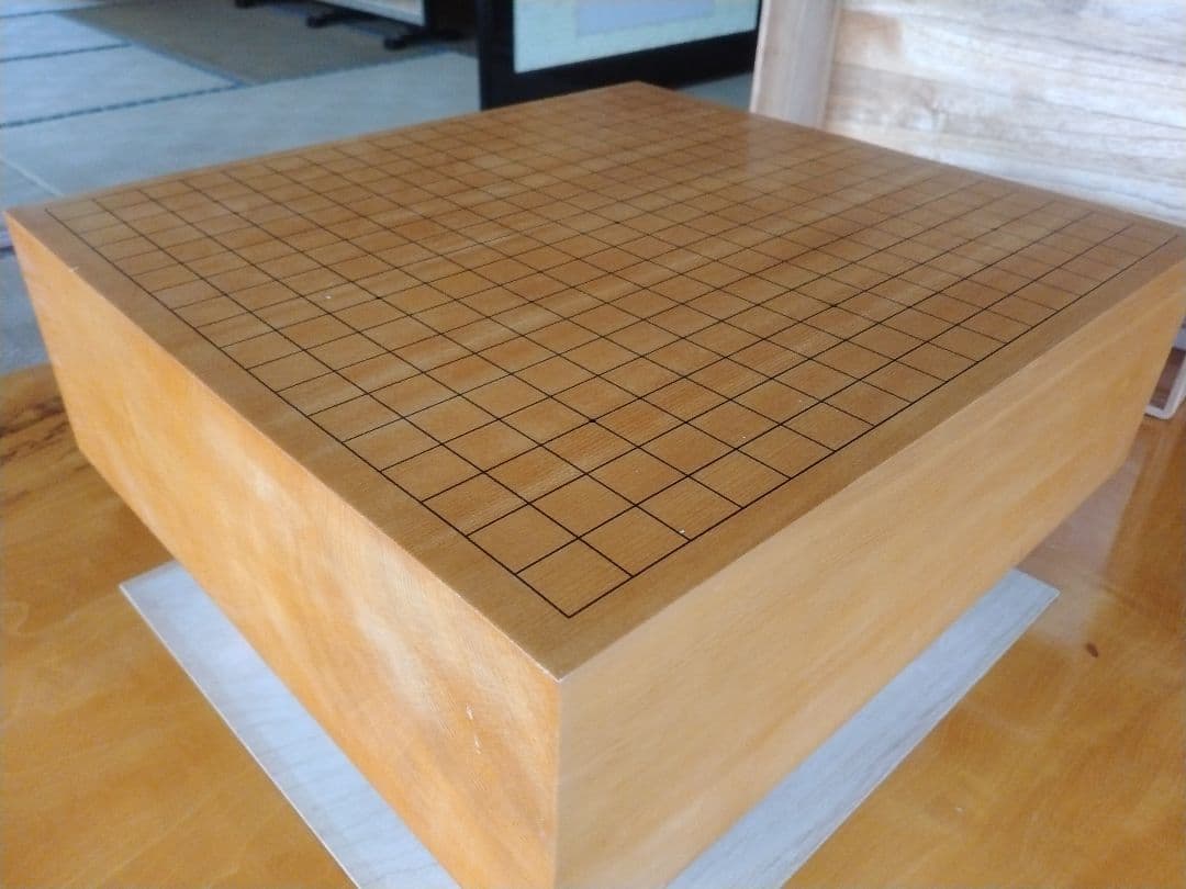 囲碁盤 天然木製 本萱5寸