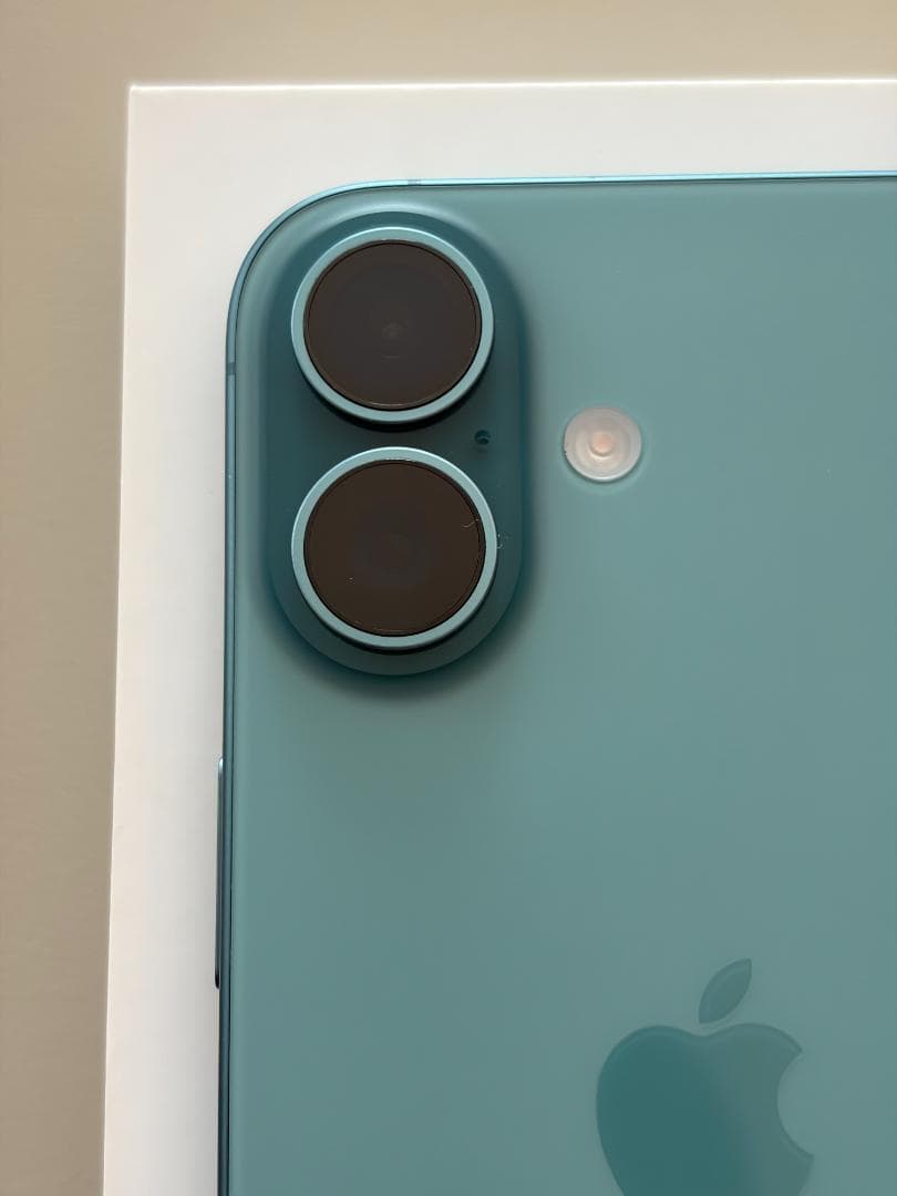 【美品】バッテリー100% iPhone16 ティール 128GB simフリー