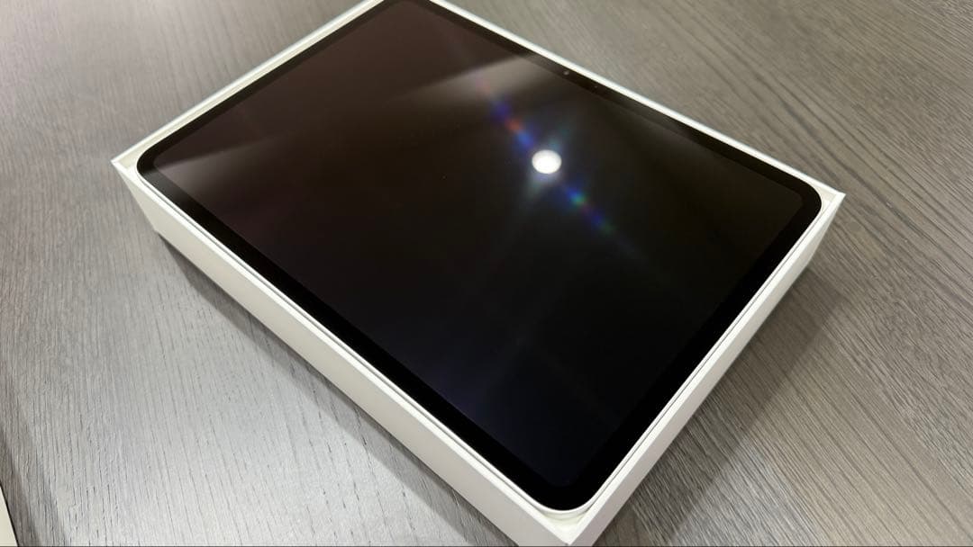 ゆ*け様 iPad Pro 11インチ 512GB シルバー M4 2024