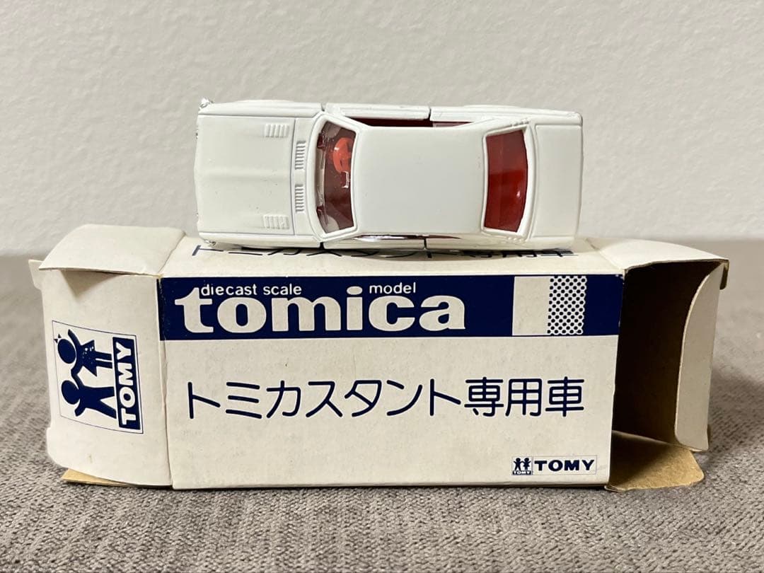 トミカ 日本製 黒箱 89 トヨタ コロナ 2000GT スタント専用車