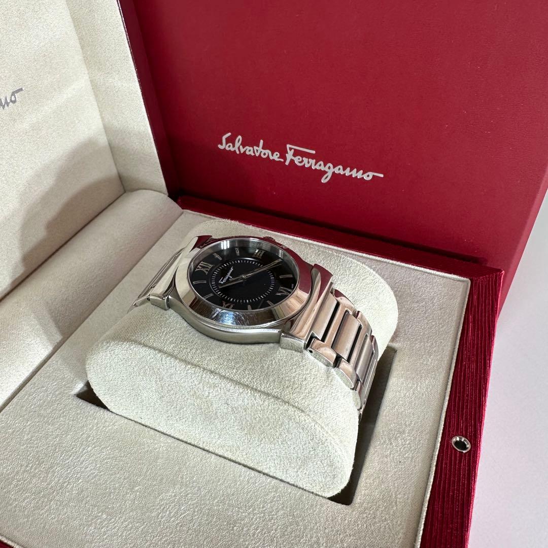 Salvatore Ferragamo F10サルヴァトーレ フェラガモ 腕時計