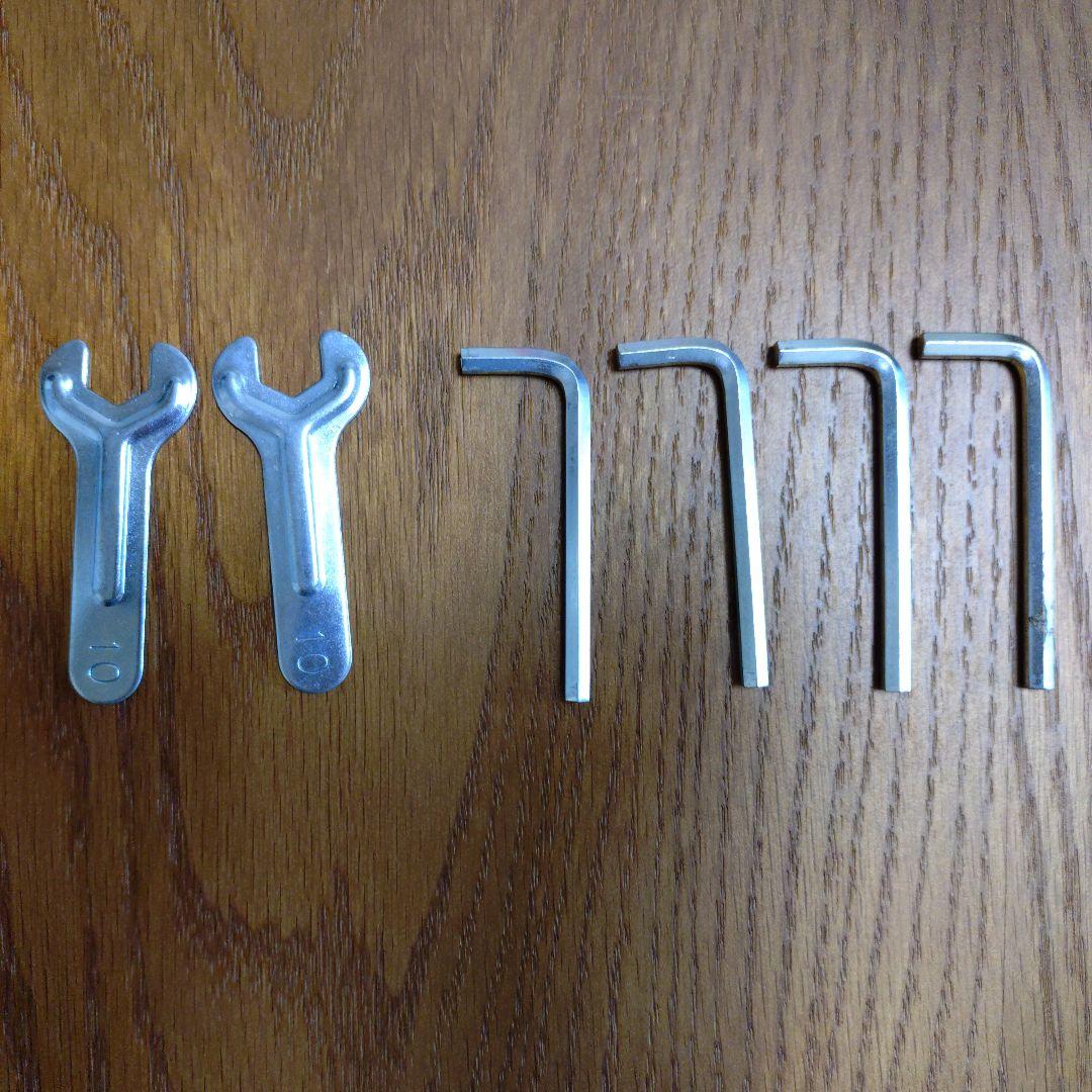 niko and ... ダイニングテーブル 中型 ブラウン