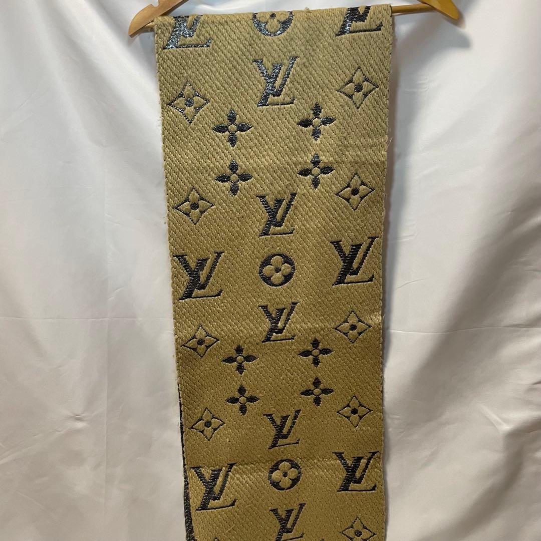 フォロー割　Louis Vuitton ルイヴィトン　マフラー　ベージュ