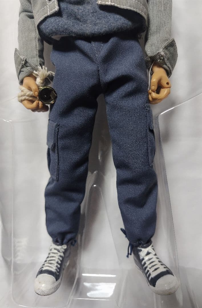 トニー・ジャー TOM-YUM-GOONG アクションフィギュア 1/6