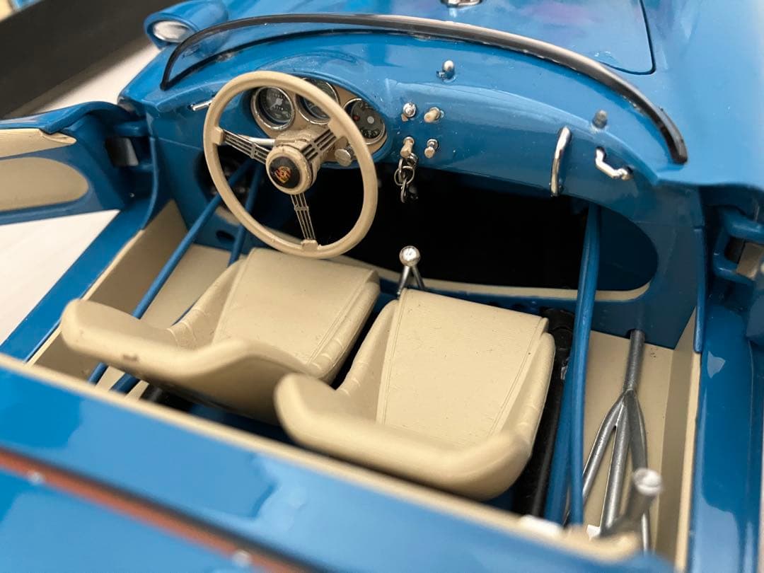 1/18 Schuco ポルシェ 550A スパイダー