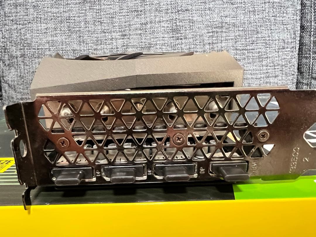 グラフィックボード・グラボ・ビデオカード ZOTAC GeForce RTX 3080 TRINITY OC LHR