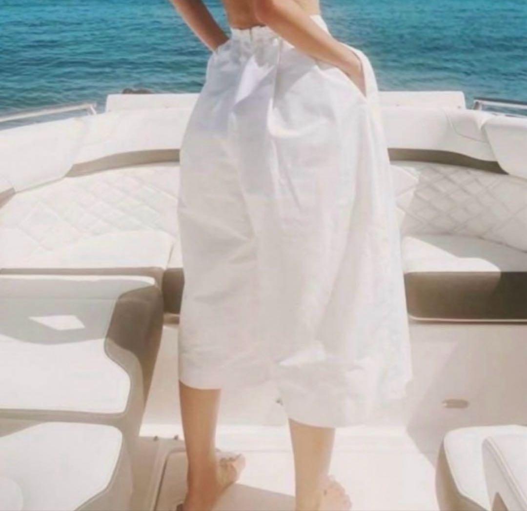 【nala】 ドレスパンツ　ホワイト