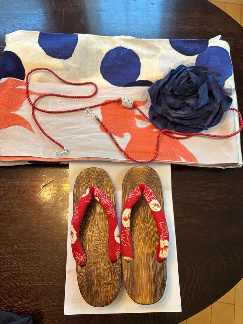 ☆高垣麗子さん着用 浴衣5点セット 生成りに青や水色のドット柄☆