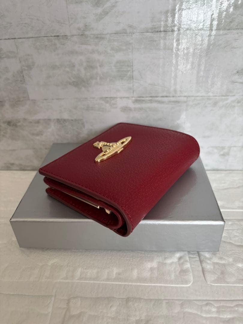 Vivienne Westwood がま口 二つ折り財布 オーブ　シックなレッド