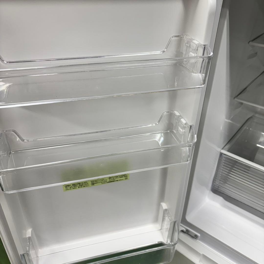 696 大容量　179L シャープ　冷蔵庫　100L強　小型　一人暮らし　両開き