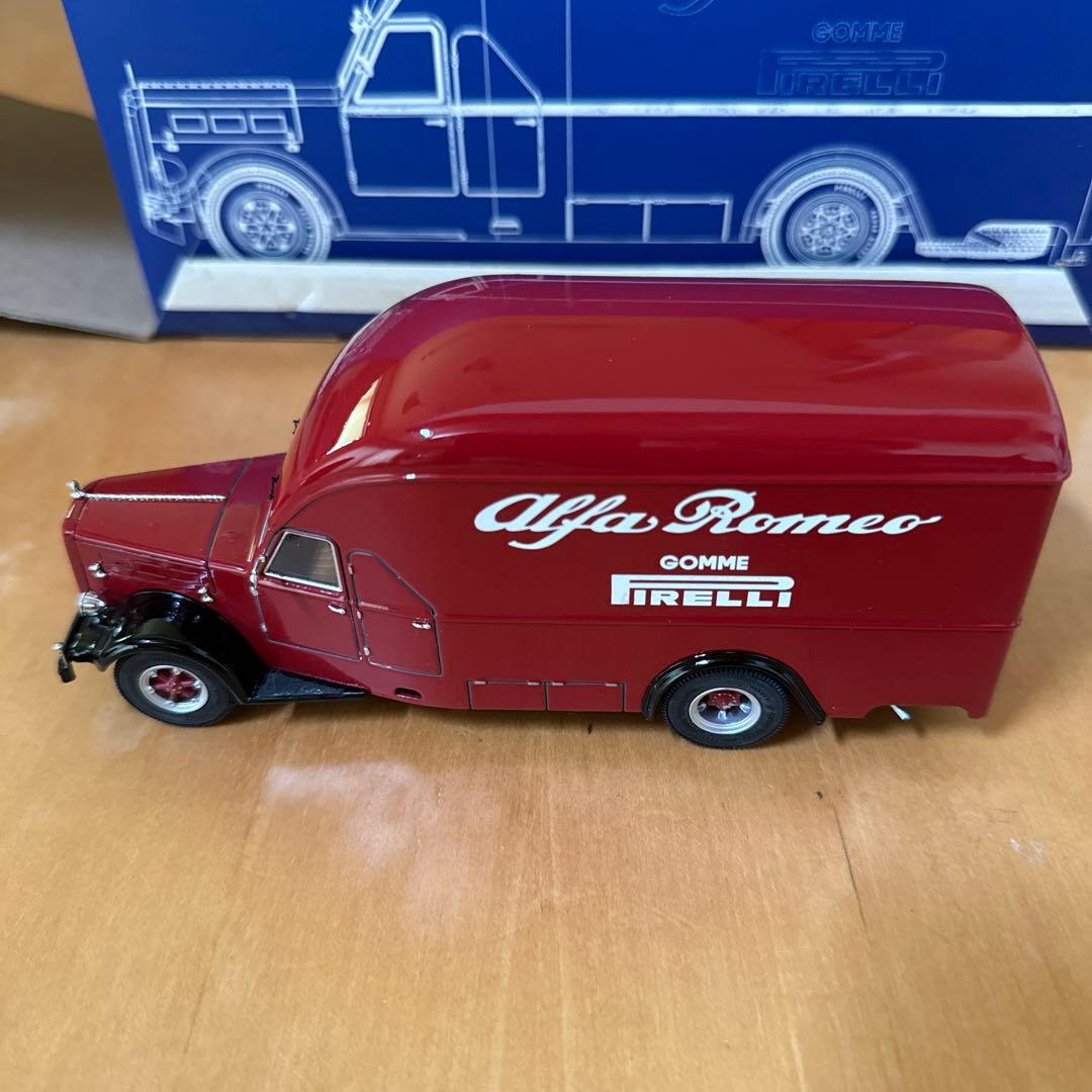 アルファロメオ　exoto 京商　1/43