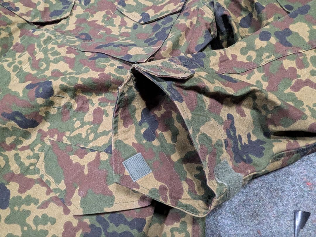 陸上自衛隊　M65フィールドジャケット　2型迷彩秋冬茶系　戦闘外被　防寒　L