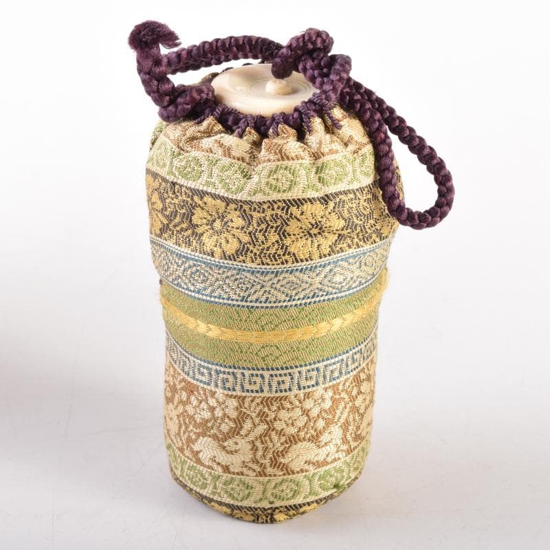 茶道具　高取焼　肩衝茶入　在銘　仕覆付　共箱　V　7028