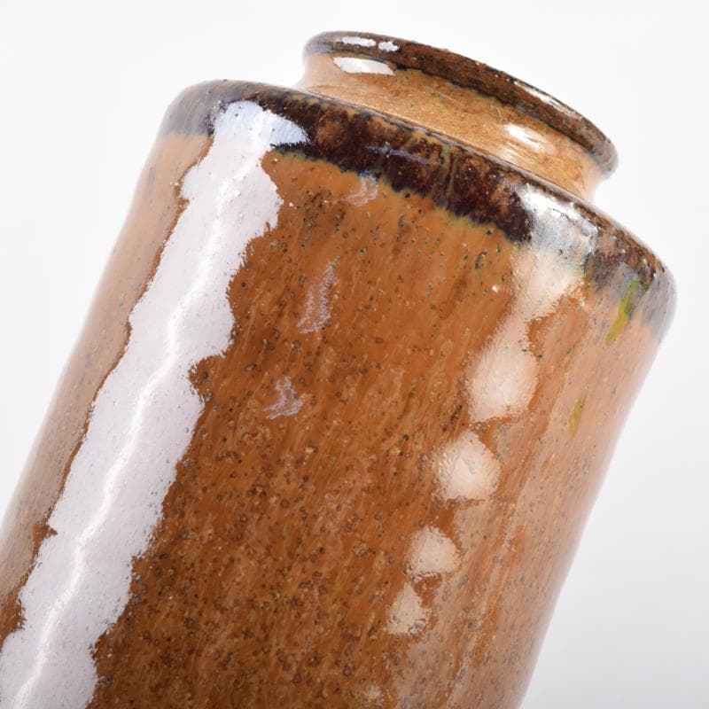 茶道具　高取焼　肩衝茶入　在銘　仕覆付　共箱　V　7028