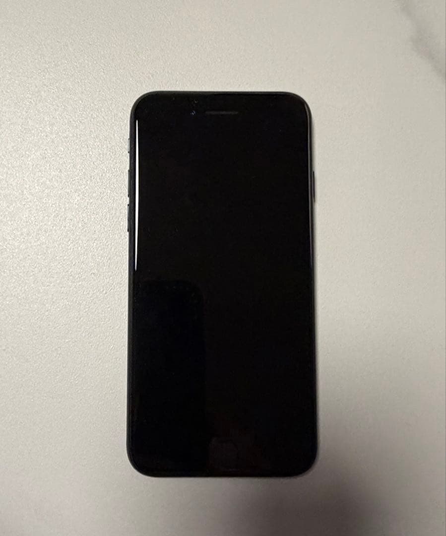 Apple iPhone SE 第3世代 アップル ブラック 黒 64GB