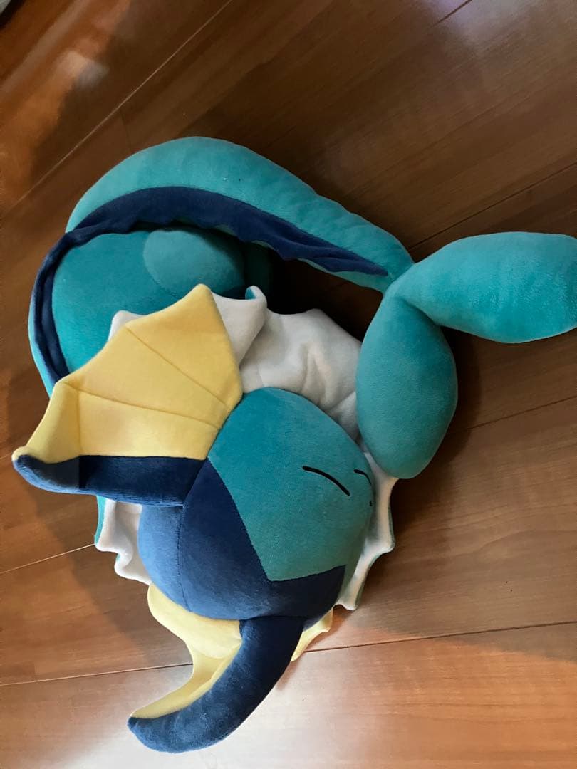 すやすや　シャワーズ　ぬいぐるみ　2017 初版