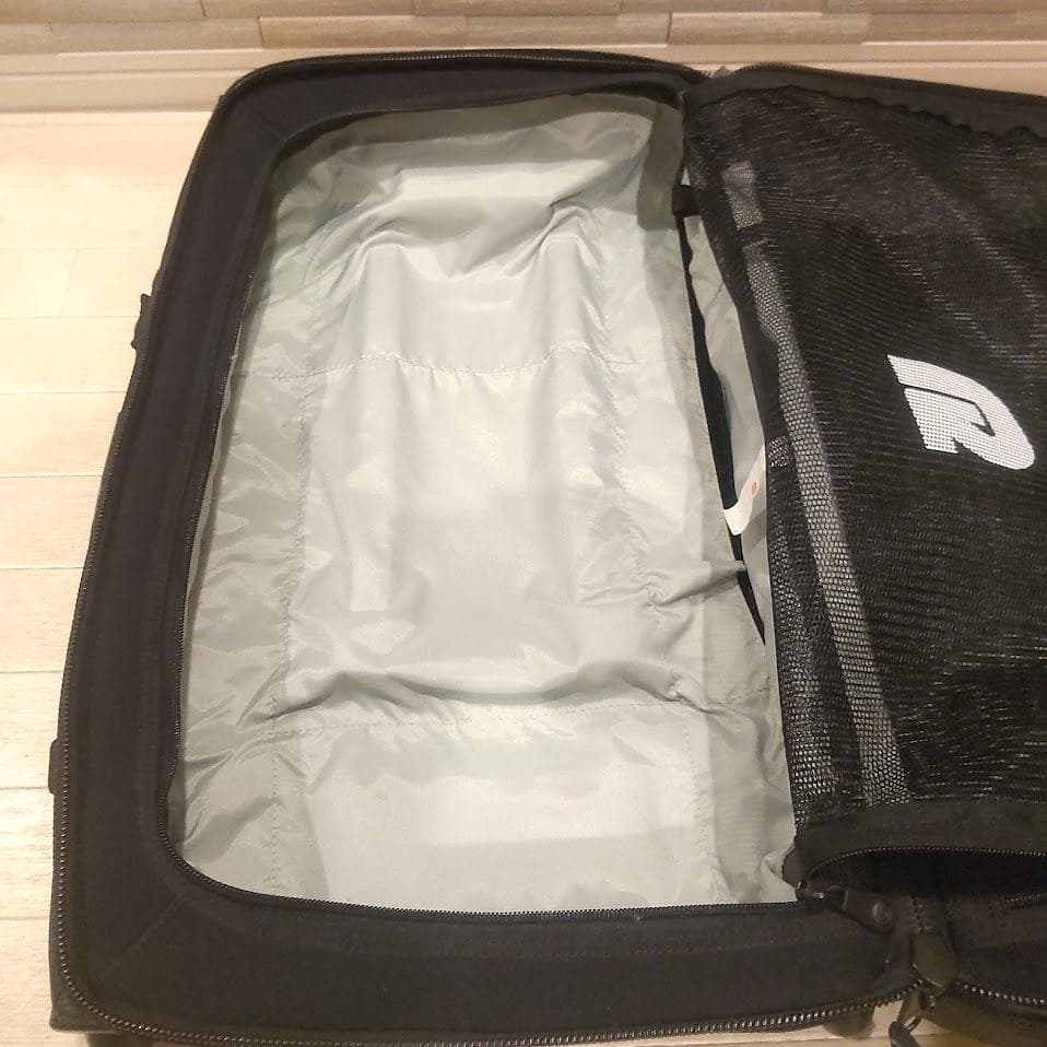 BURTON バートン キャリーバック スーツケース バッグ 2輪 スノーボード