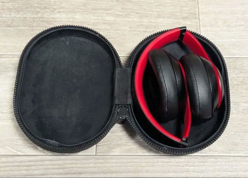 Beats Studio3 Wireless ブラック/レッド