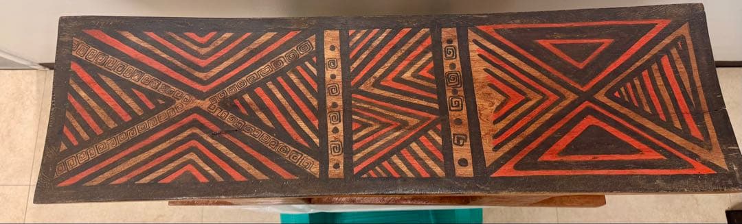 希少・アマゾン先住民ヤノマミ族 木製ベンチ 手作り 民族工芸品