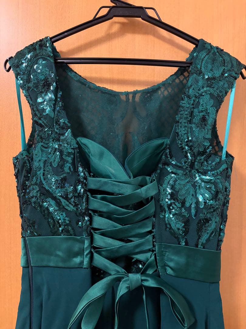 演奏会向けロングドレス(ダークグリーン ビーズ刺繍 )