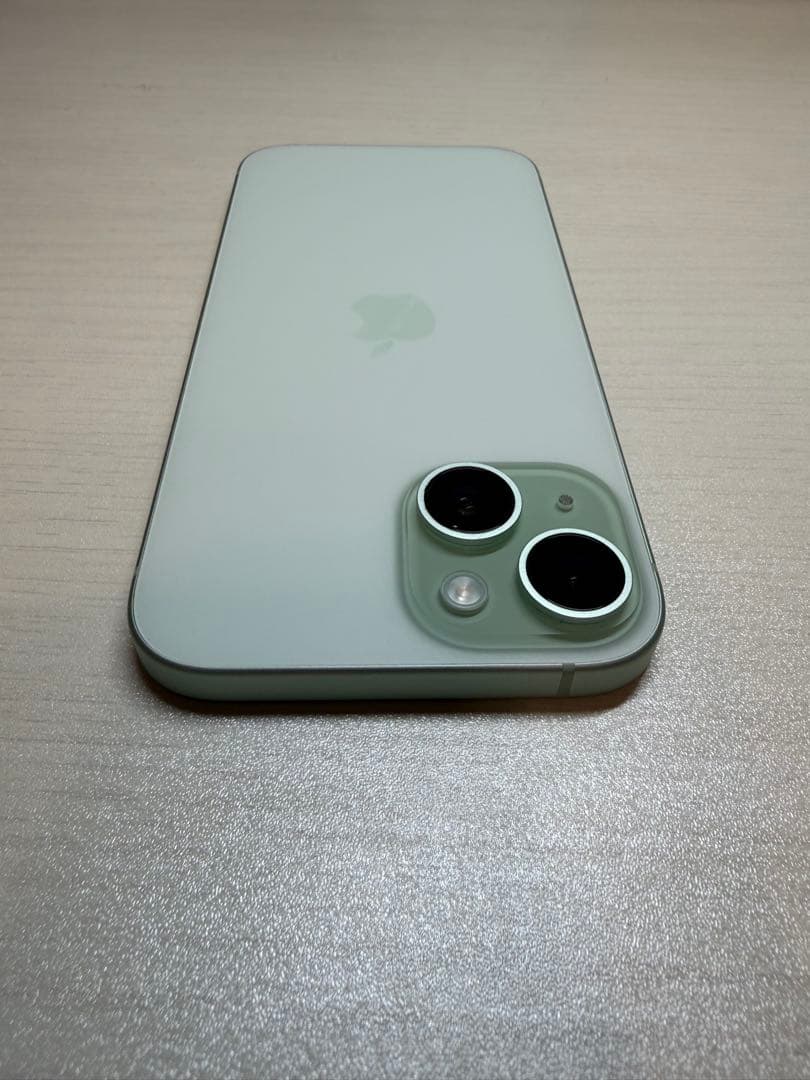 【美品箱付き】Apple iPhone 15 グリーン　128GB　SIMフリー