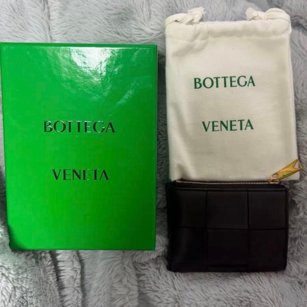 美品 BOTTEGA BENETA マキシイントレチャート　スモールカセット