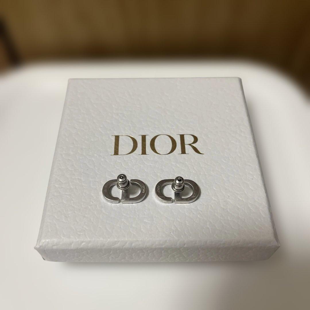 (kai)DIOR ディオールPetit CD スタッドピアス