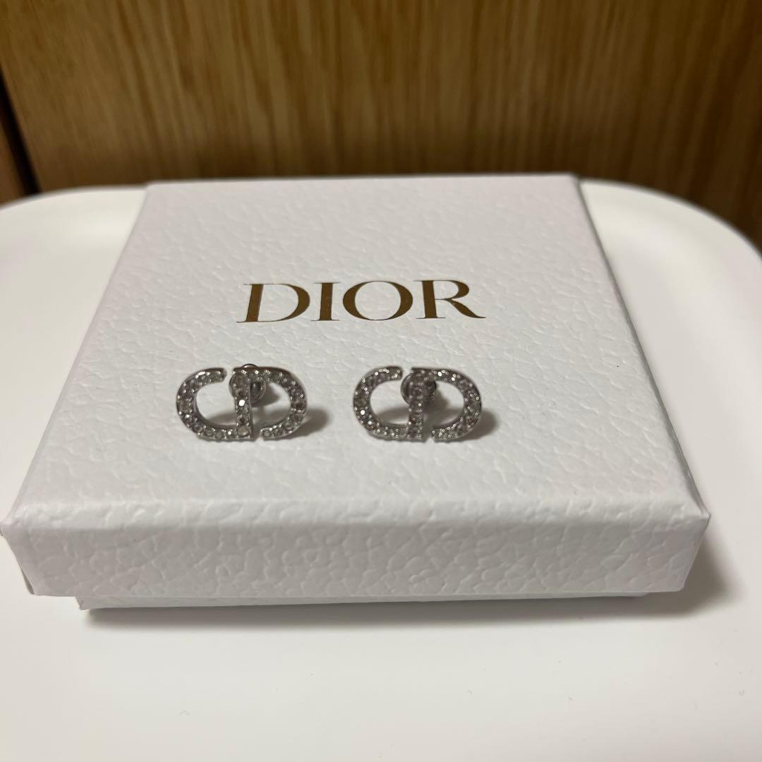 (kai)DIOR ディオールPetit CD スタッドピアス