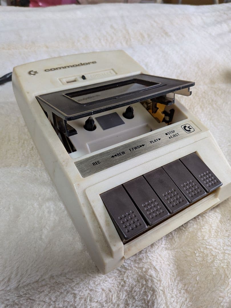 コモドールVIC−1001パソコン