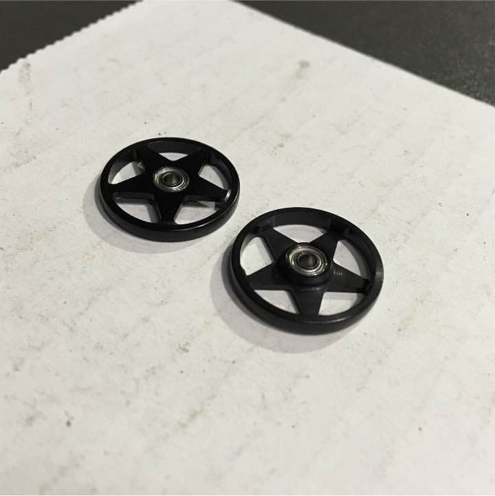 ミニ四駆 軽量5スター(ブラック) HG19ミリオールアルミベアリングローラー