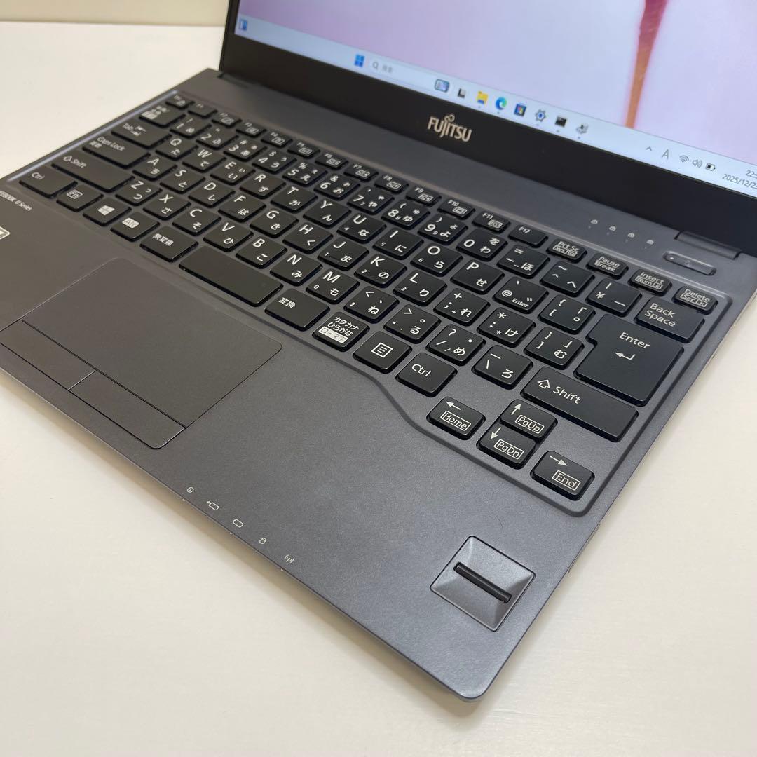 #666 富士通 LIFEBOOK U938/S i5-8350U 8GB