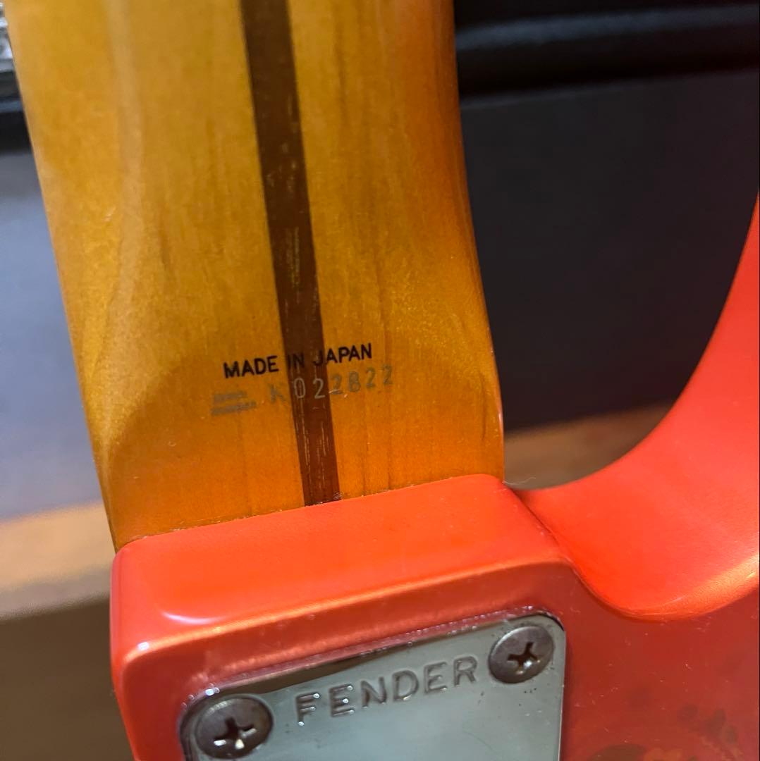 Fender PrecisionBass ’51Reissueピンクペイズリー