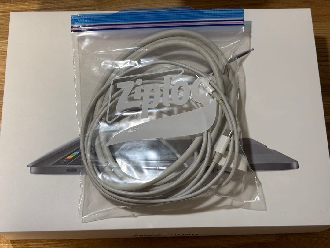 Apple MacBook Pro スペースグレー 2019 13インチ