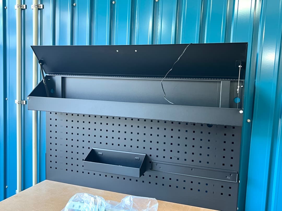 【引き取り希望】 KIKAIYA ワークテーブル バックボード付 作業台