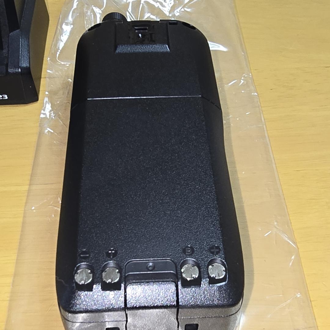 【美品】ICOM IC-R30 + CS-R30 + SMA-W100RX2
