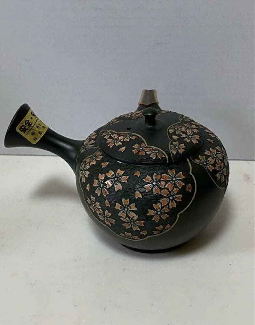 13号 緑泥丸形桜彫急須舜園 常滑燒 陶磁器 二代間野舜園 在銘