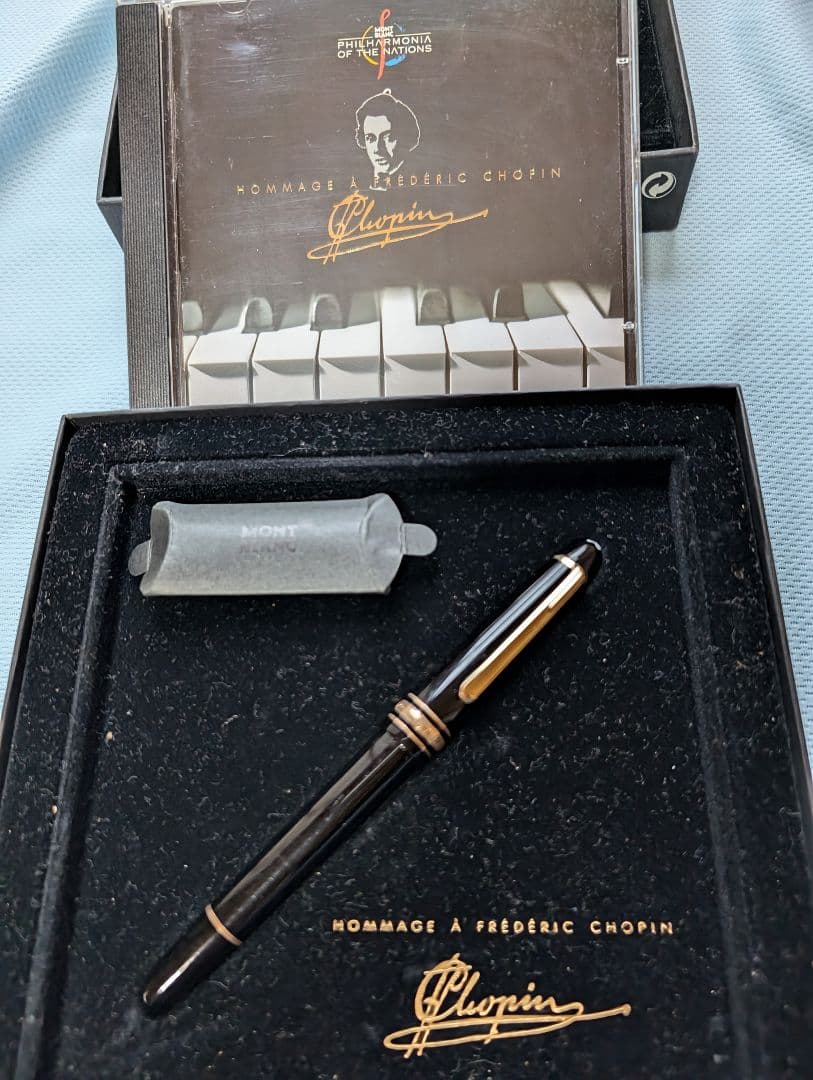 Mont Blancマイスターシュテュック145　　万年筆 ショパンCD付