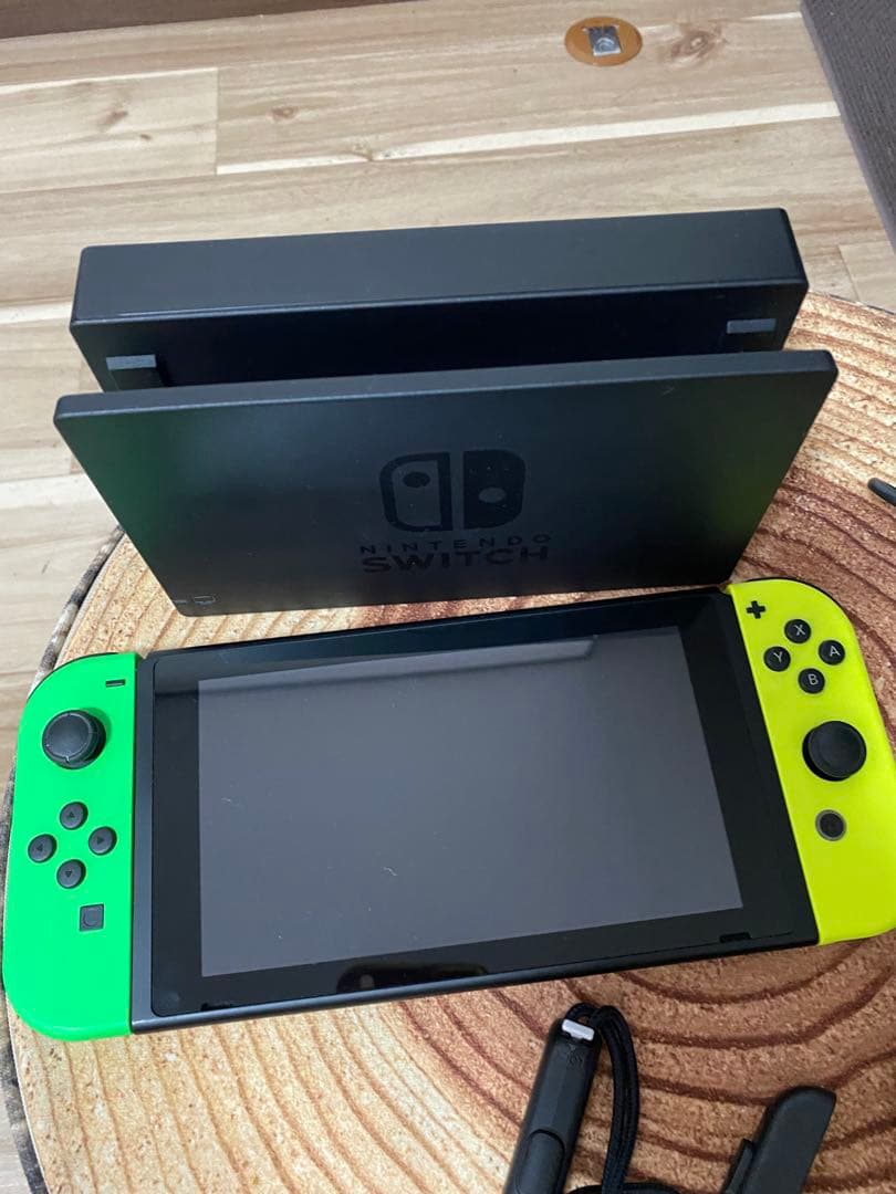 Nintendo Switch ニンテンドースイッチ本体　GRN/YEL箱無し