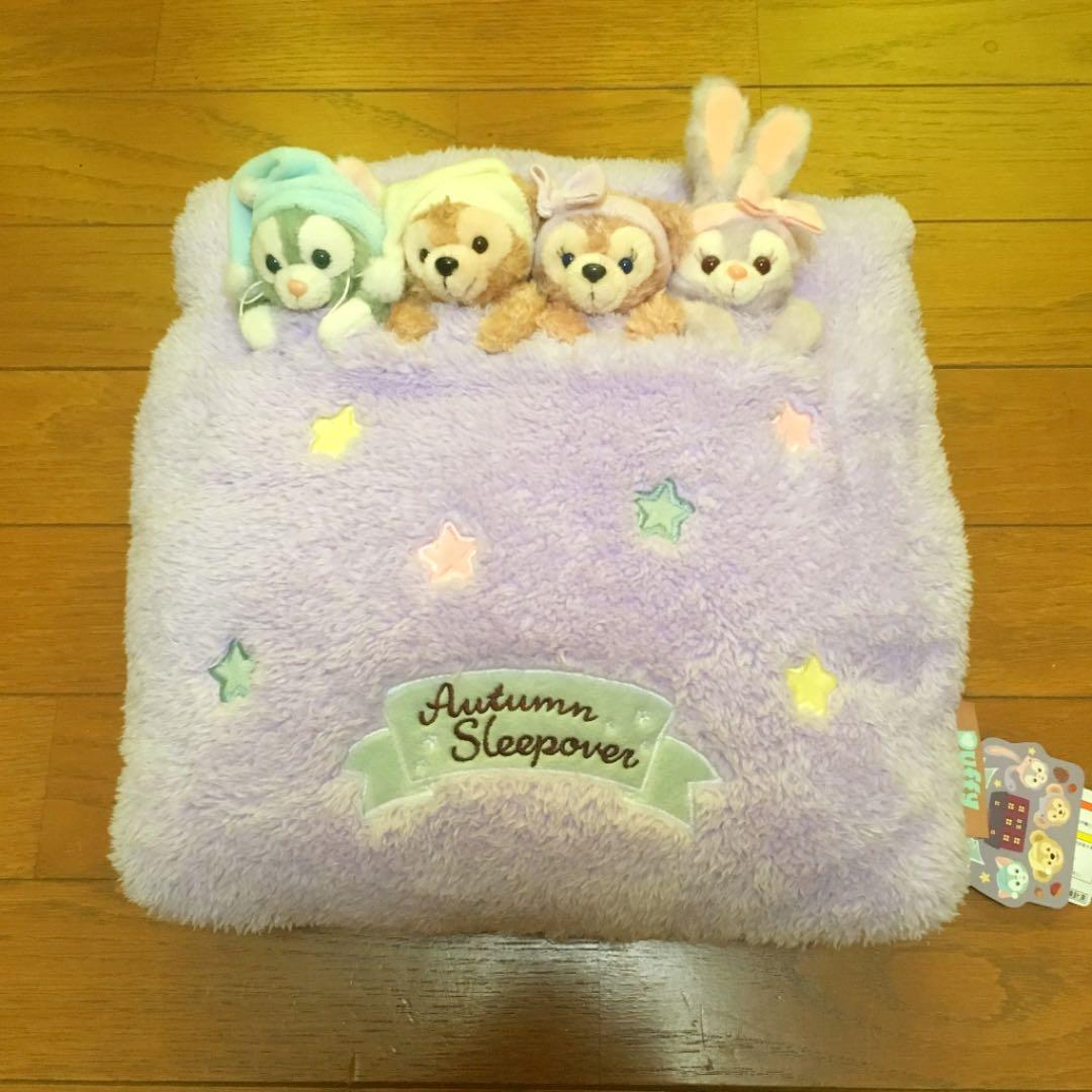 ダッフィー クッション 完売品 激レア　オータムスリープオーバー タグ付き