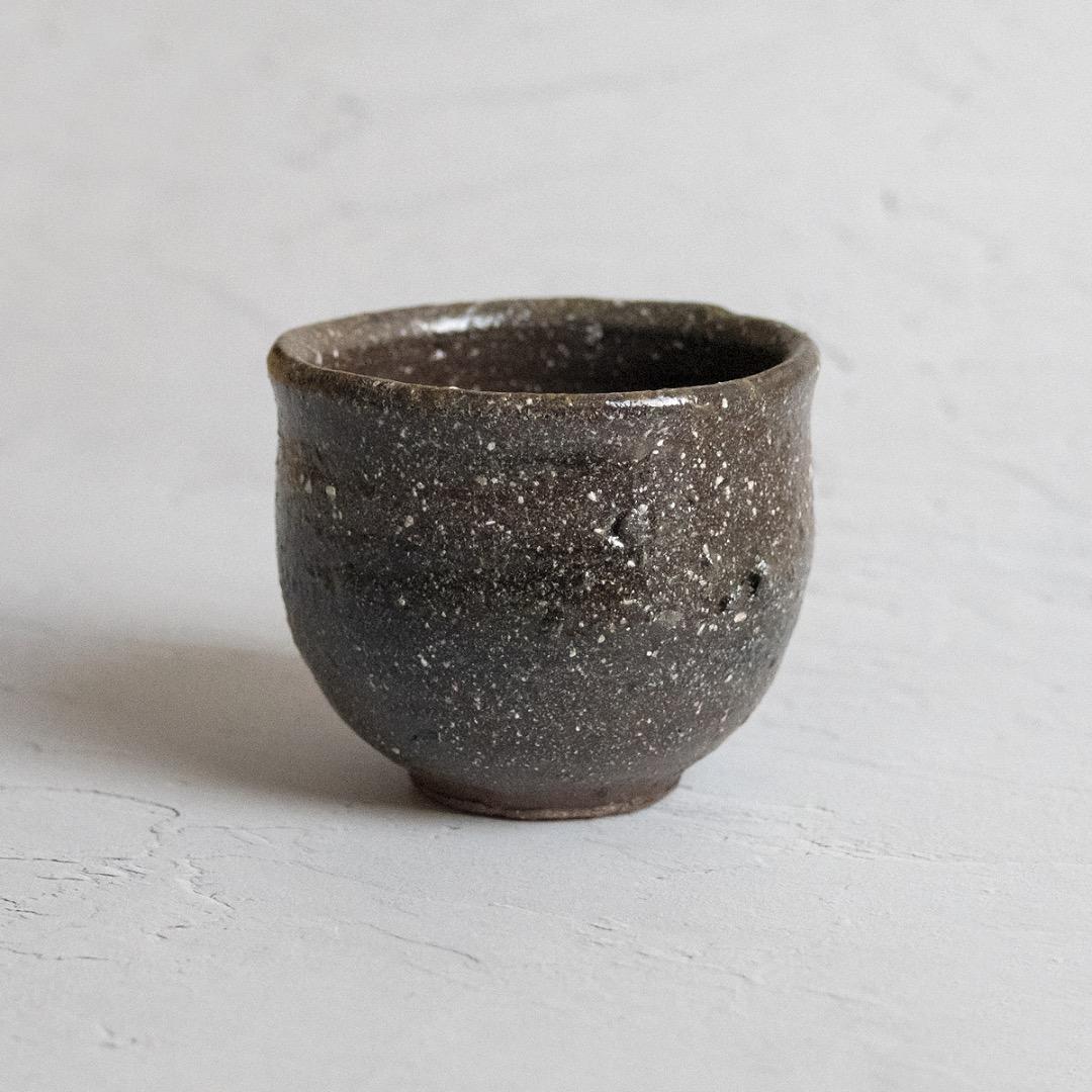 常滑焼 人間国宝 三代目 山田常山 造 ぐい呑み 箱付き｜骨董 アンティーク