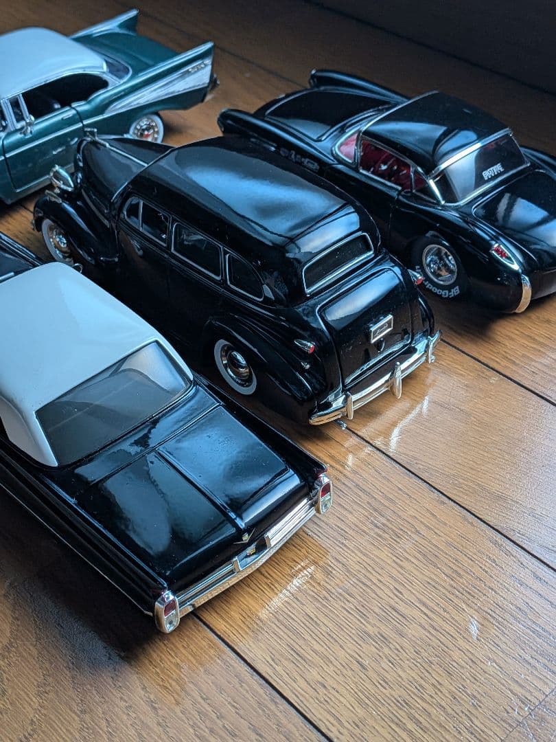 ミニカー4台セット アメ車 CHEVROLET CADILLAC