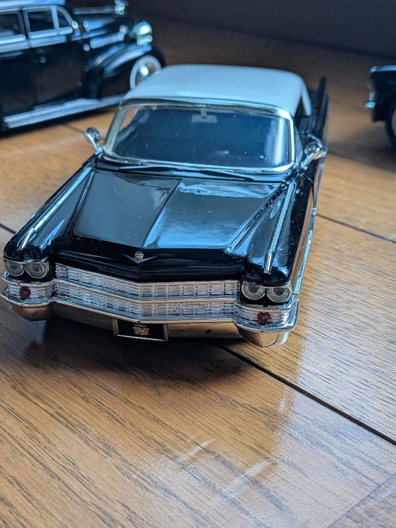 ミニカー4台セット アメ車 CHEVROLET CADILLAC