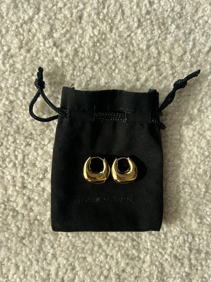 TOMWOOD ゴールド フープピアス