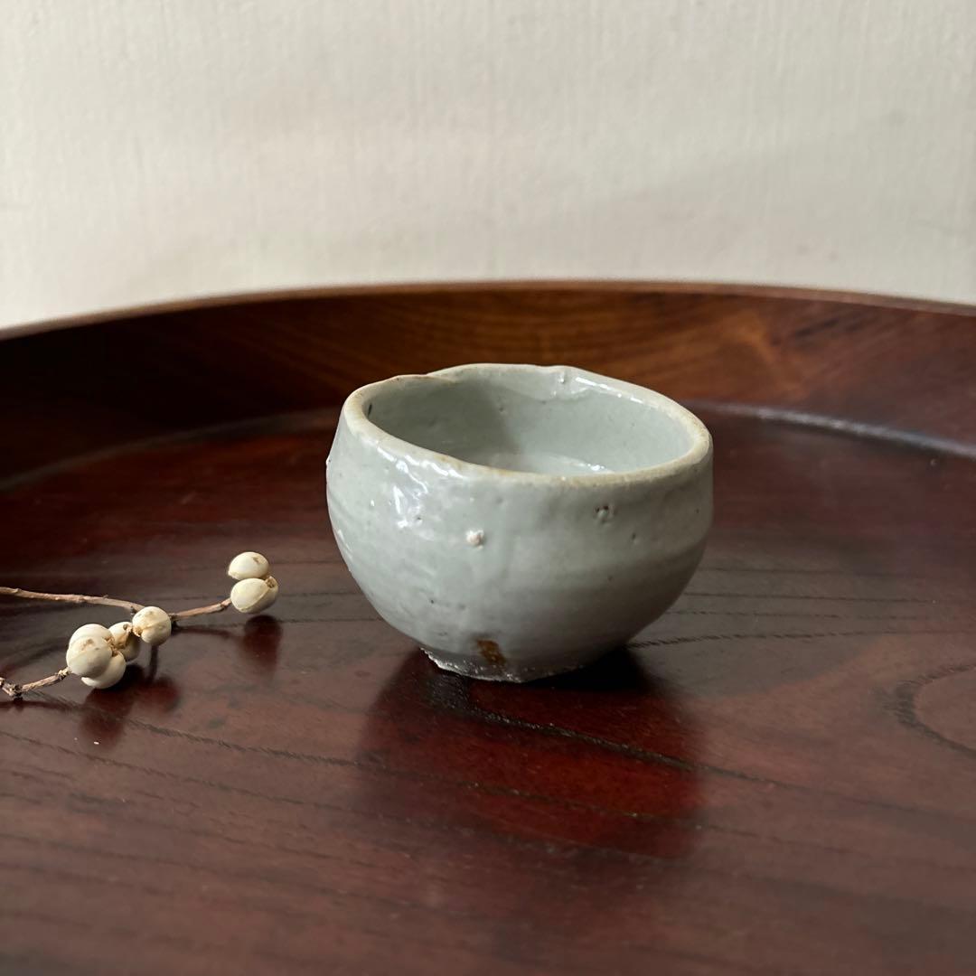 朝白磁盃　酒器　骨董　アンティーク　古美術　ぐい呑み 　検:白洲正子 秦秀雄