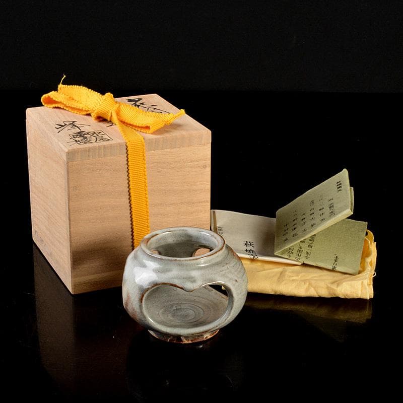 茶道具　萩焼　水尾峰雪作　蓋置　共箱　V　6013