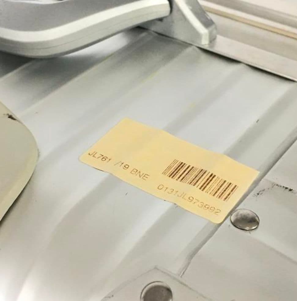 リモワ トパーズ 2輪 アルミ スーツケース