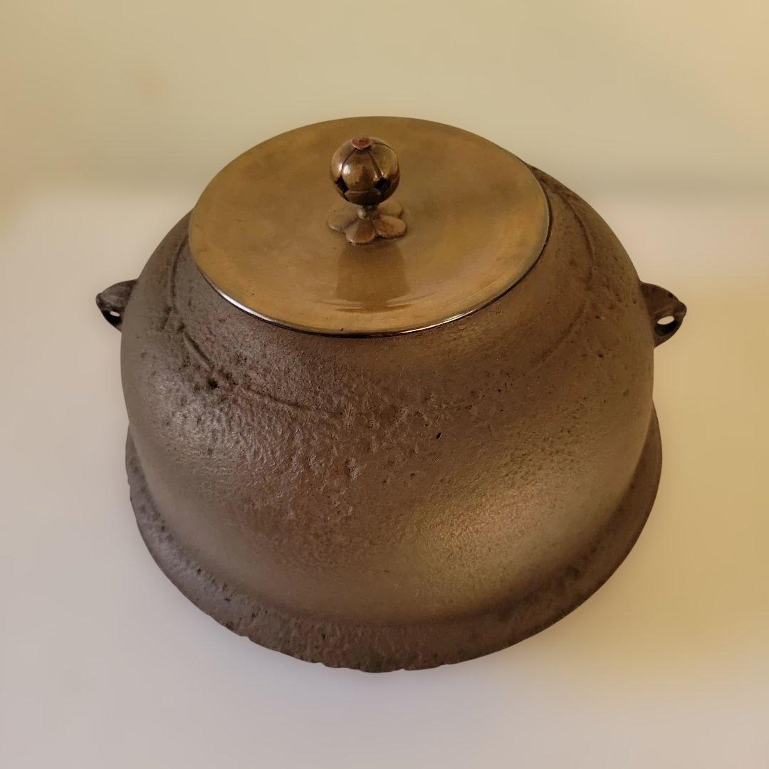 鋳鉄 茶釜 丸型 茶色 約20cm 朝鮮風炉