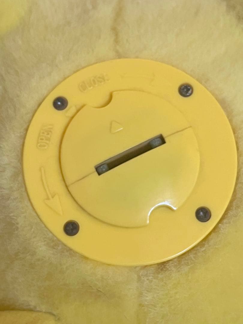 希少 ポケモン 明治 カール懸賞当選品　ピカチュウおしゃべり貯金箱　等身大