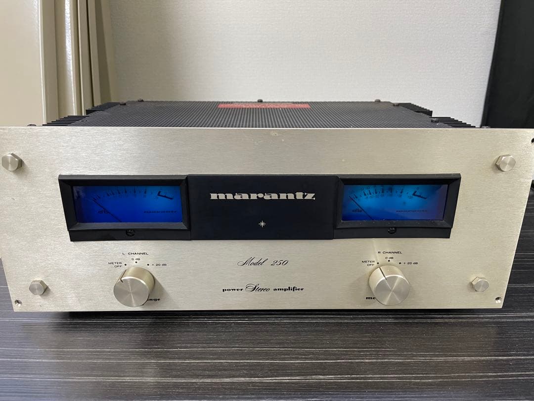 Marantz Model 250 マランツ　パワーステレオアンプ 通電のみ確認