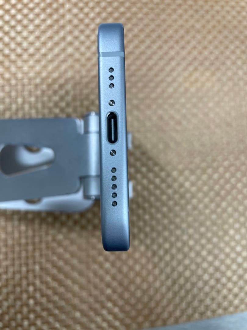 iPhone 15 128 GB ブルーSIMフリー【8979】